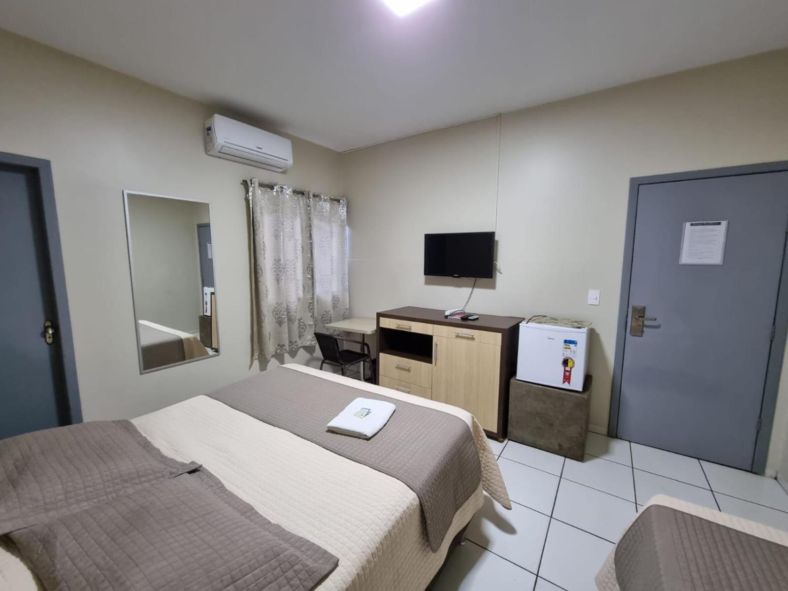 Hotel Itatiaia Tangará da Serra Extérieur photo