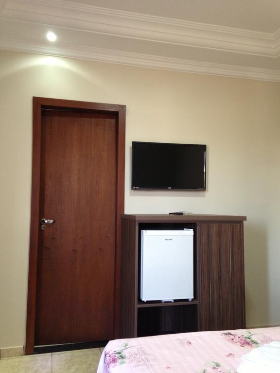 Hotel Itatiaia Tangará da Serra Chambre photo